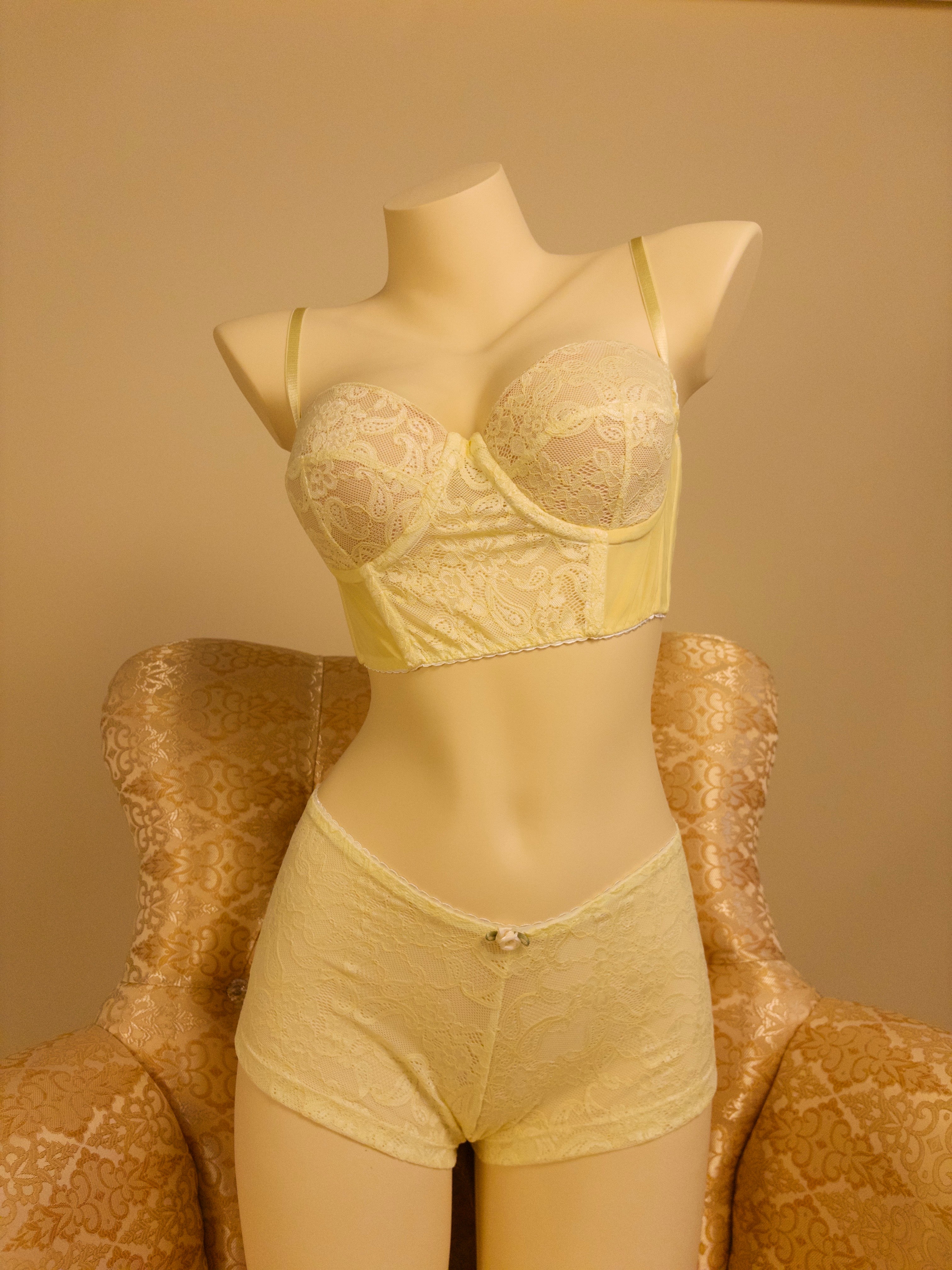Iside Set