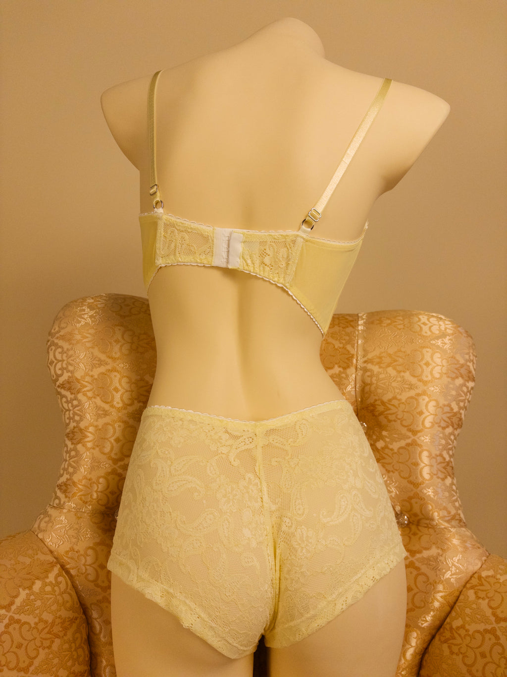 Iside Set
